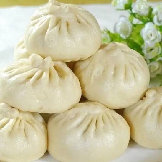 鮮肉包 Steamed Pork Bun